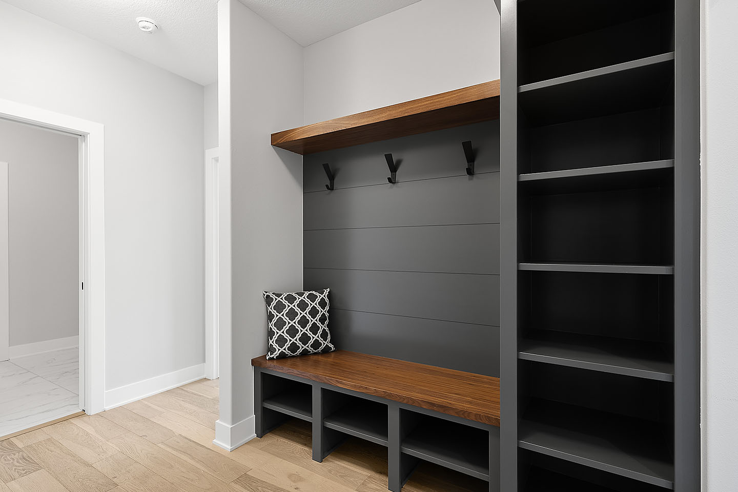 grandGianna-Entryway-2-1440x960