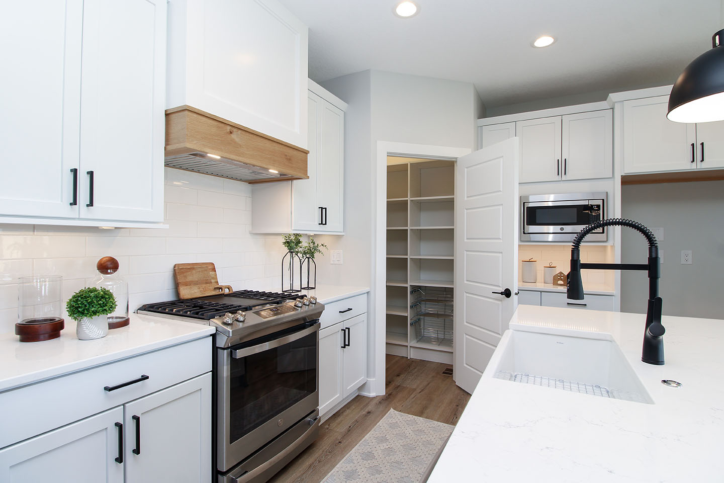 iconicRanch-Kitchen-1-1440x960