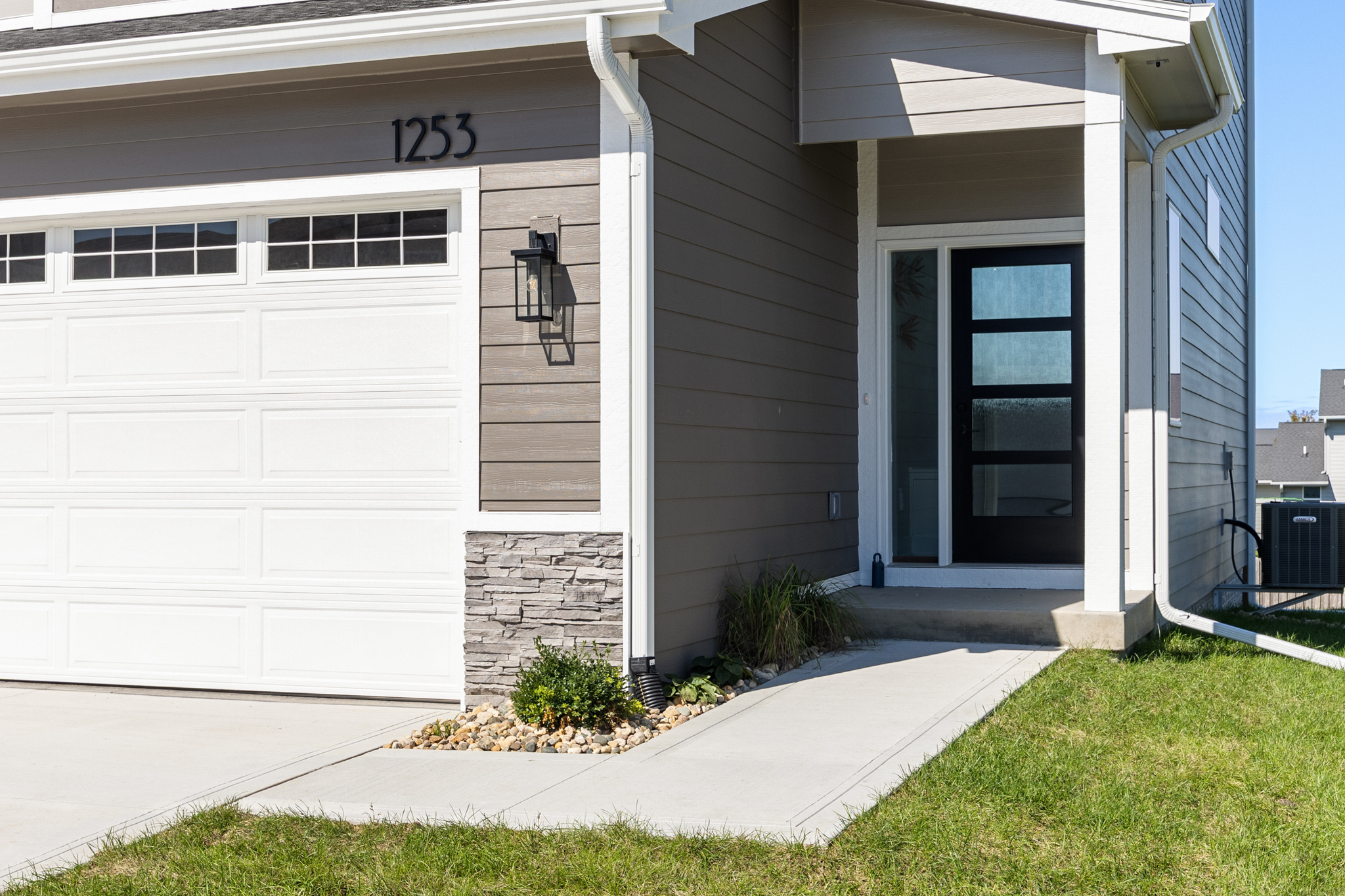 1253 NW 2nd St, Grimes, IA 003