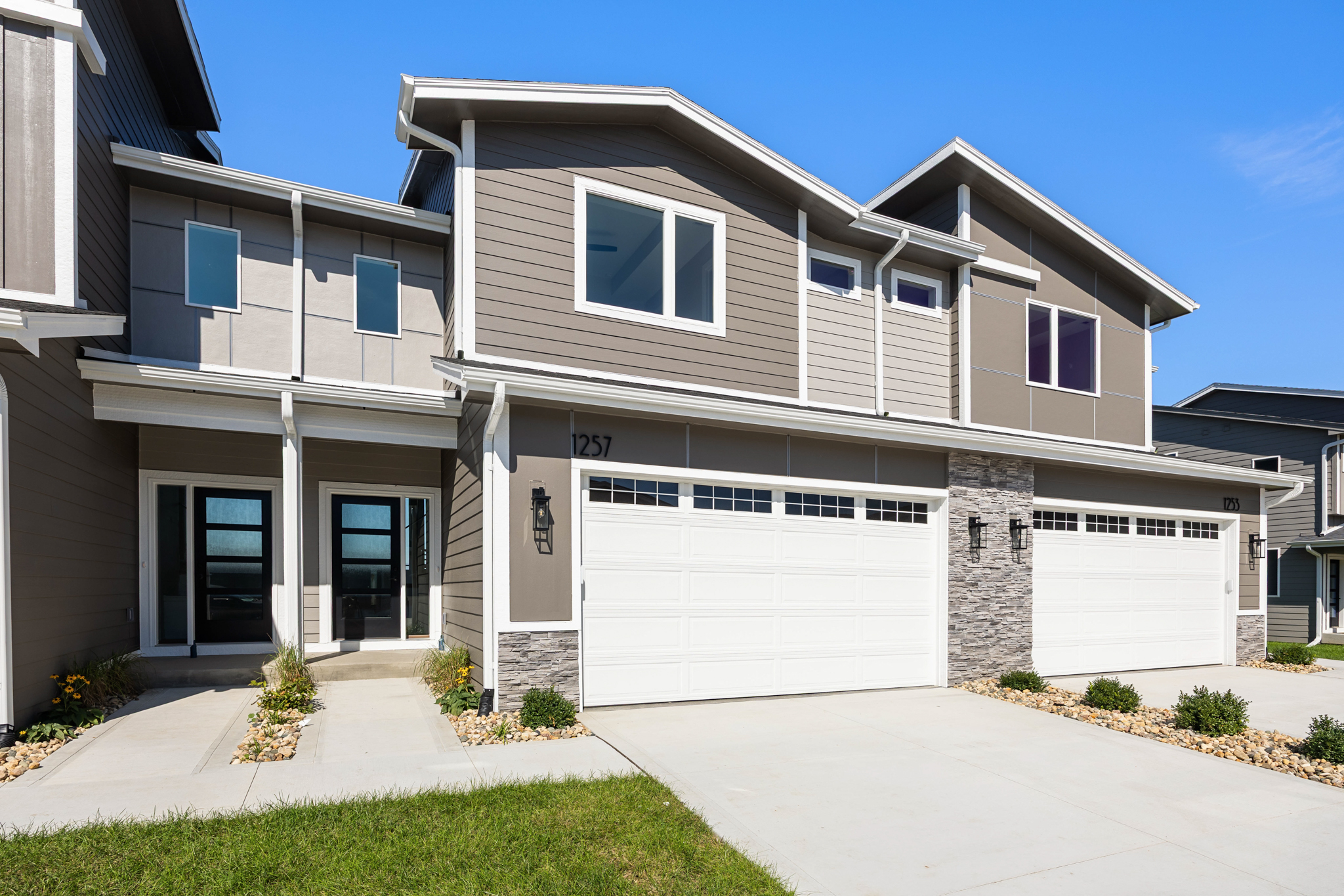1257 NW 2nd St, Grimes, IA 002