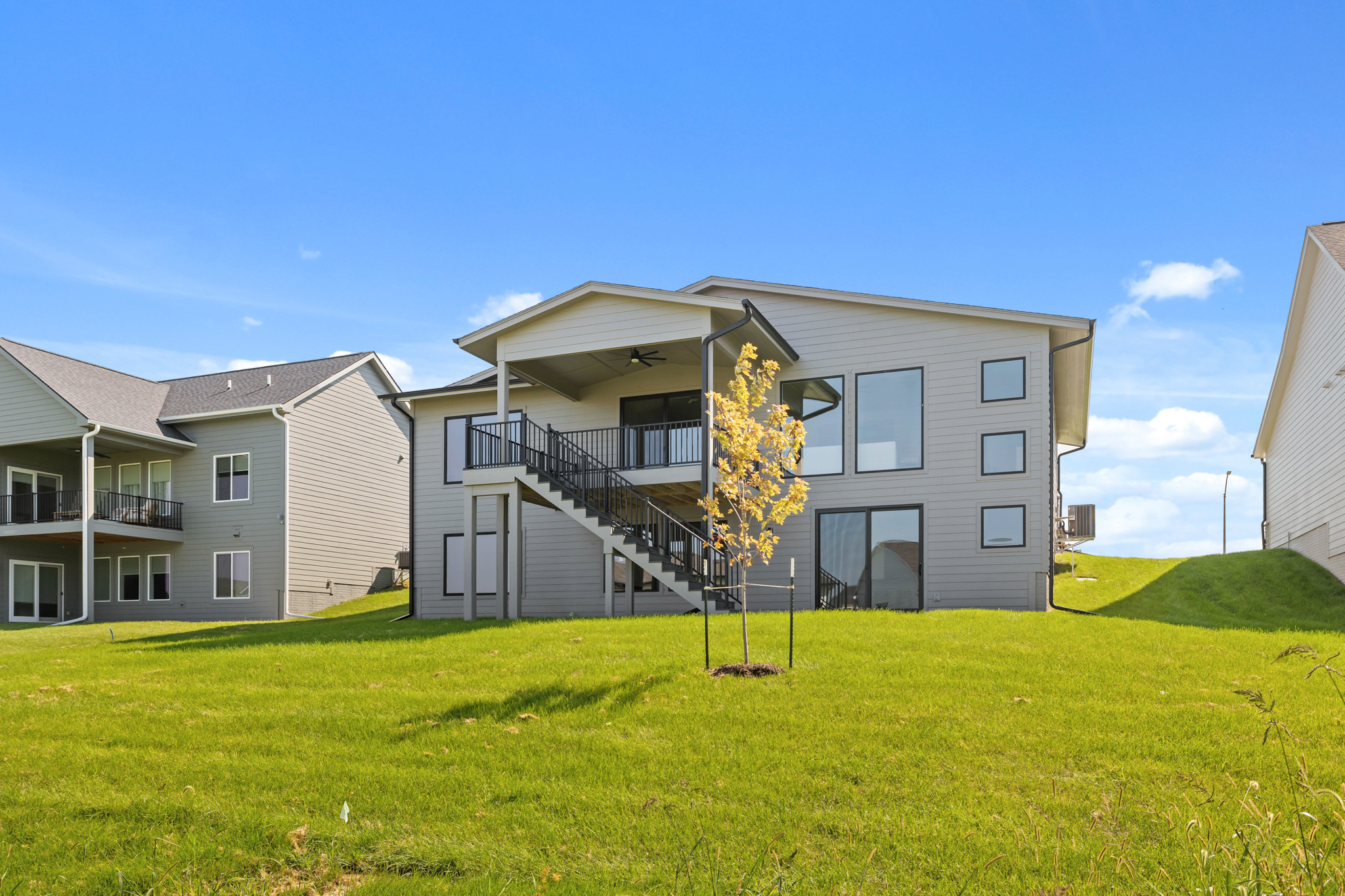 1420 NW Alderleaf Dr, Waukee, IA 055