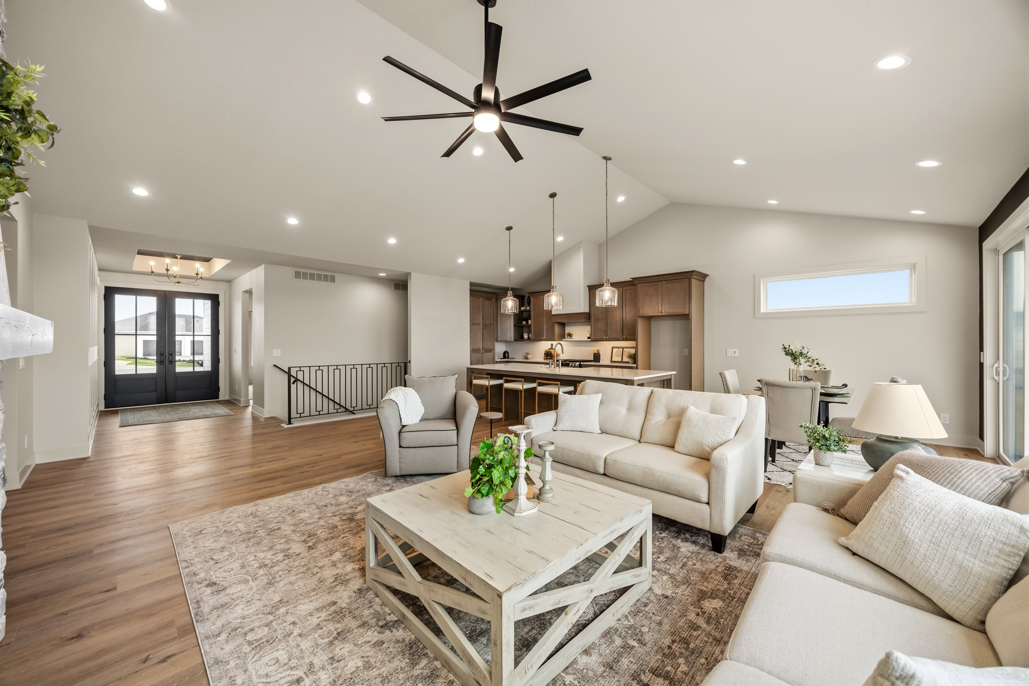 8368 Edgewood Ct, West Des Moines, IA 014