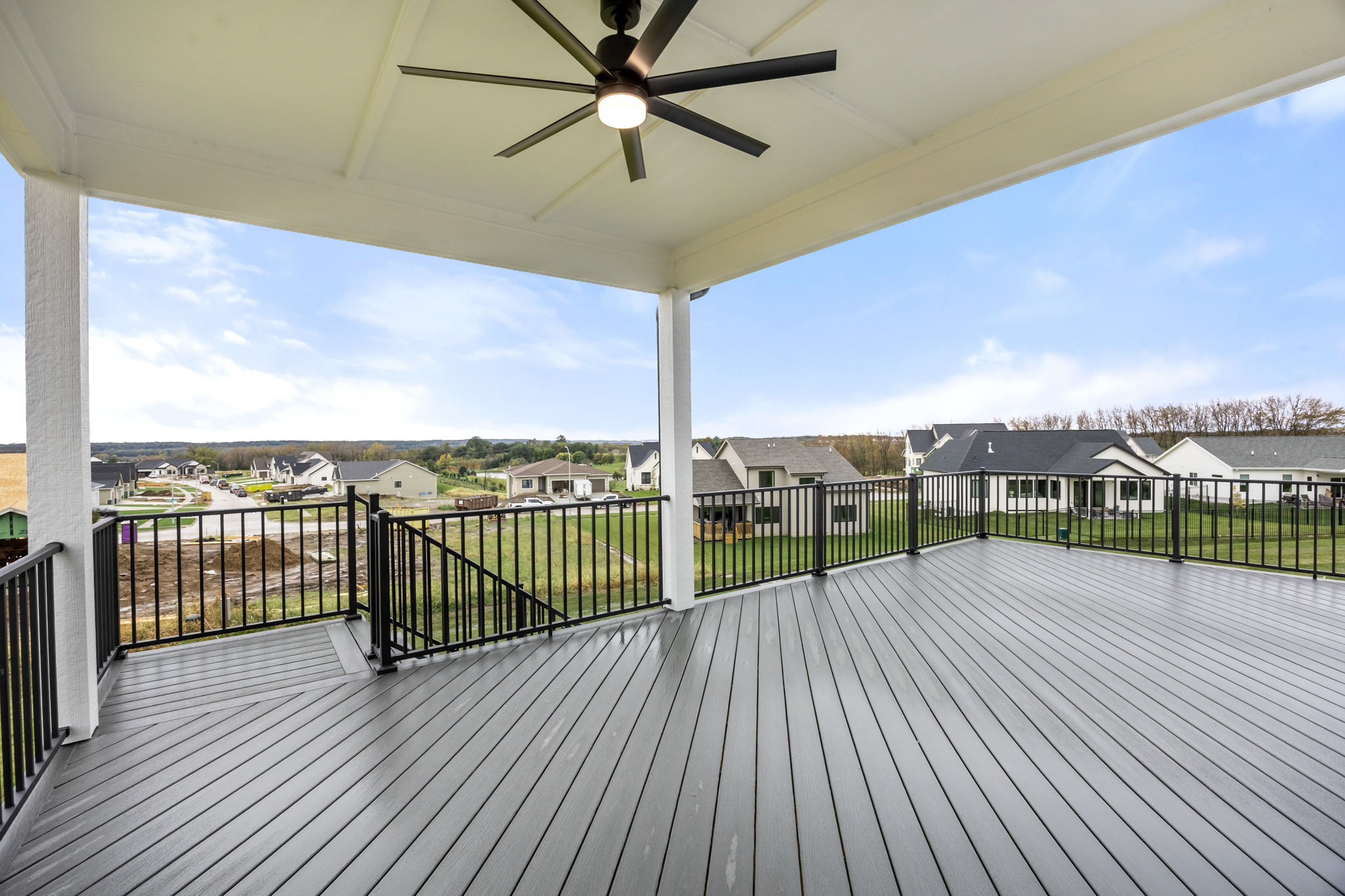 8368 Edgewood Ct, West Des Moines, IA 017