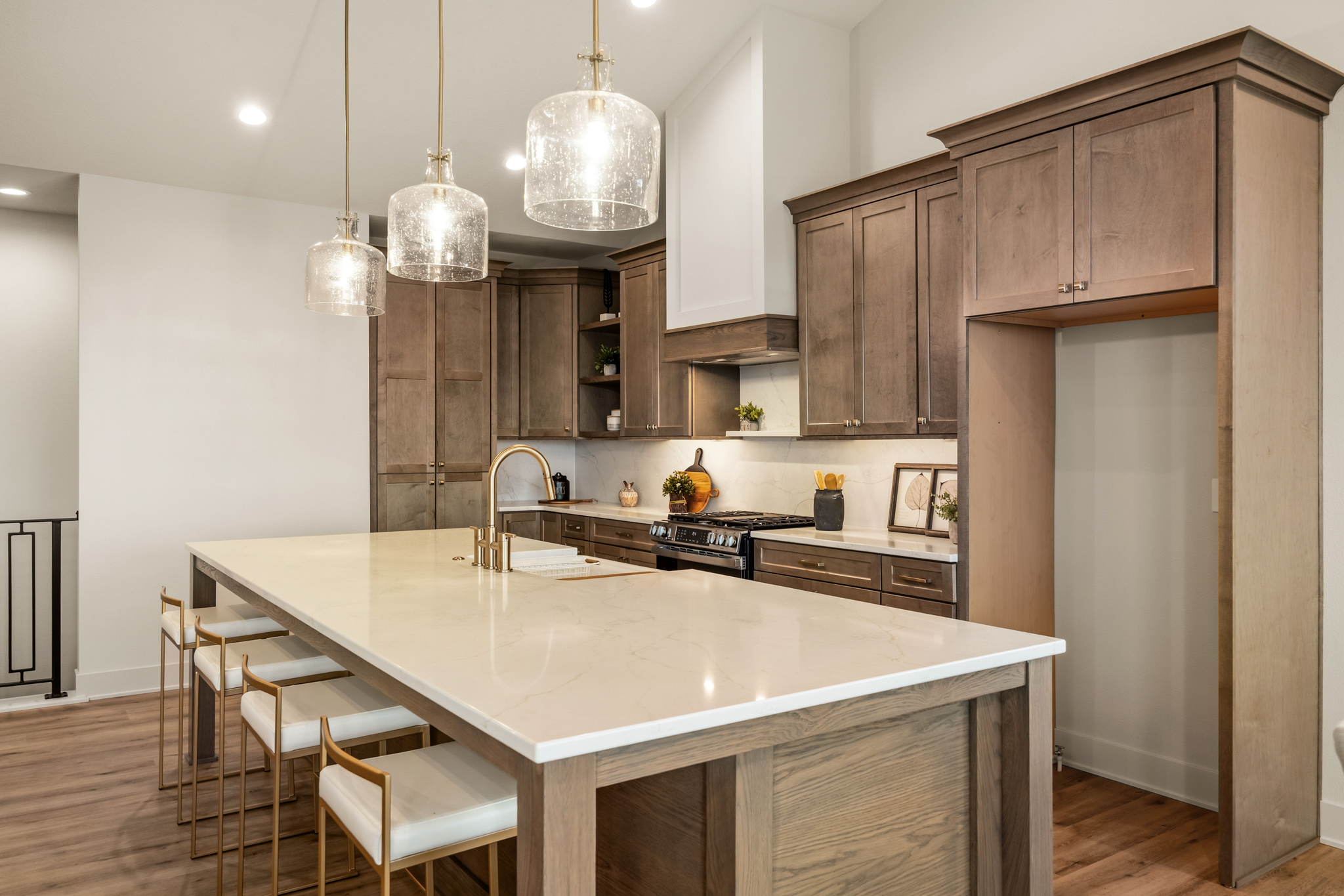 8368 Edgewood Ct, West Des Moines, IA 019
