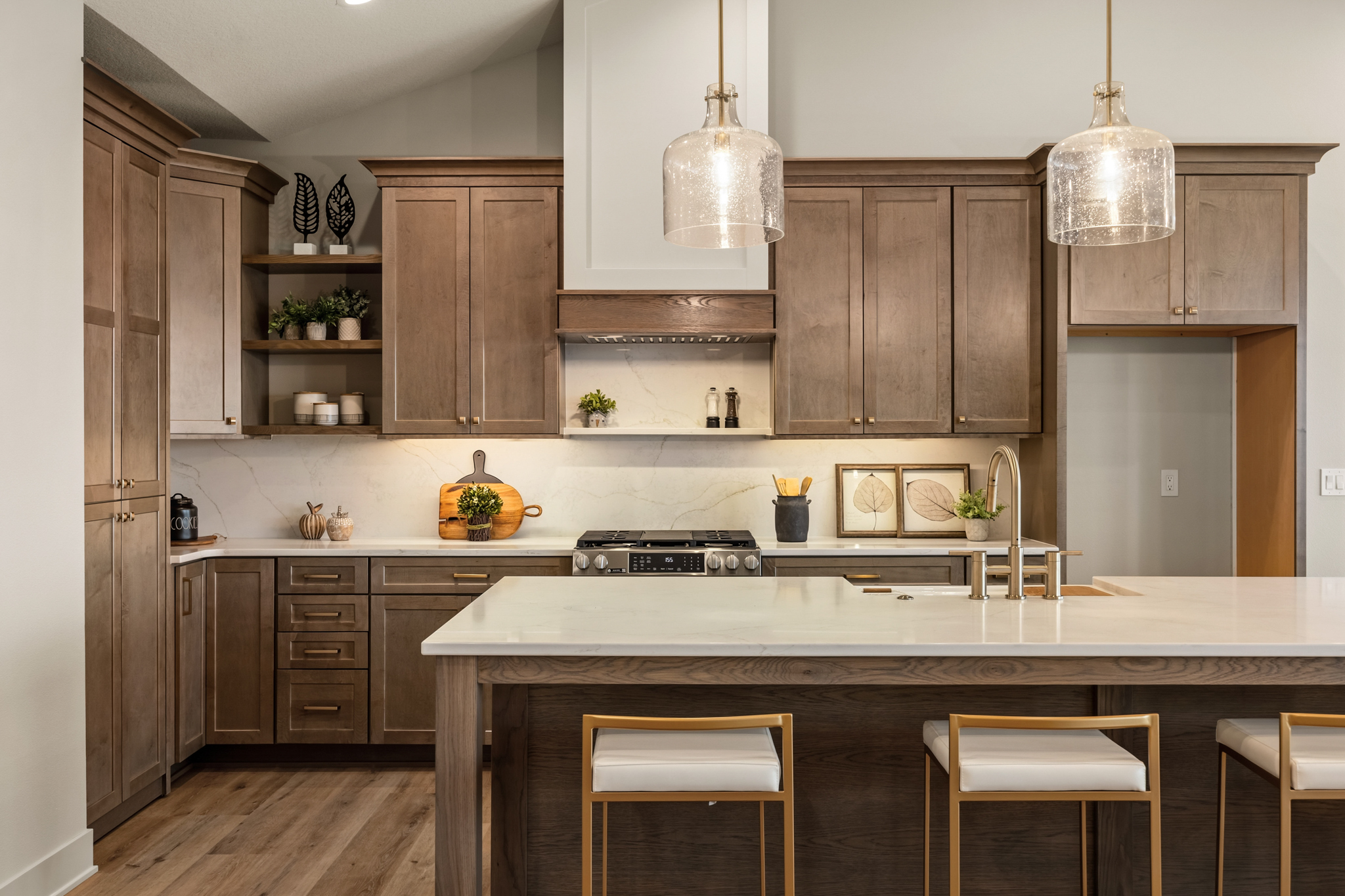 8368 Edgewood Ct, West Des Moines, IA 021