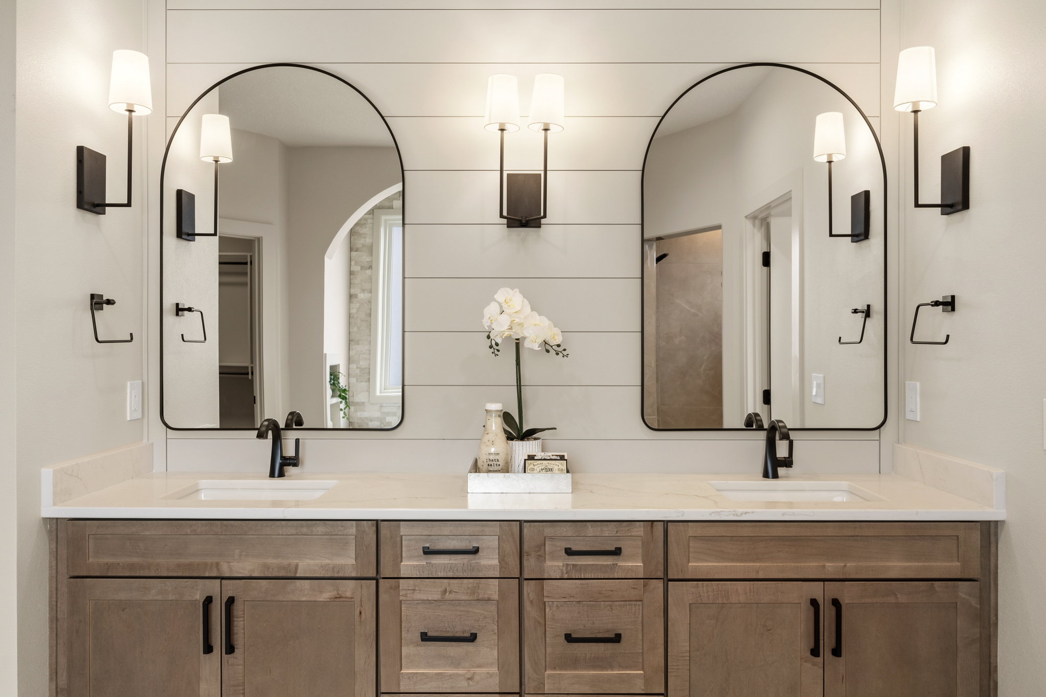 8368 Edgewood Ct, West Des Moines, IA 035