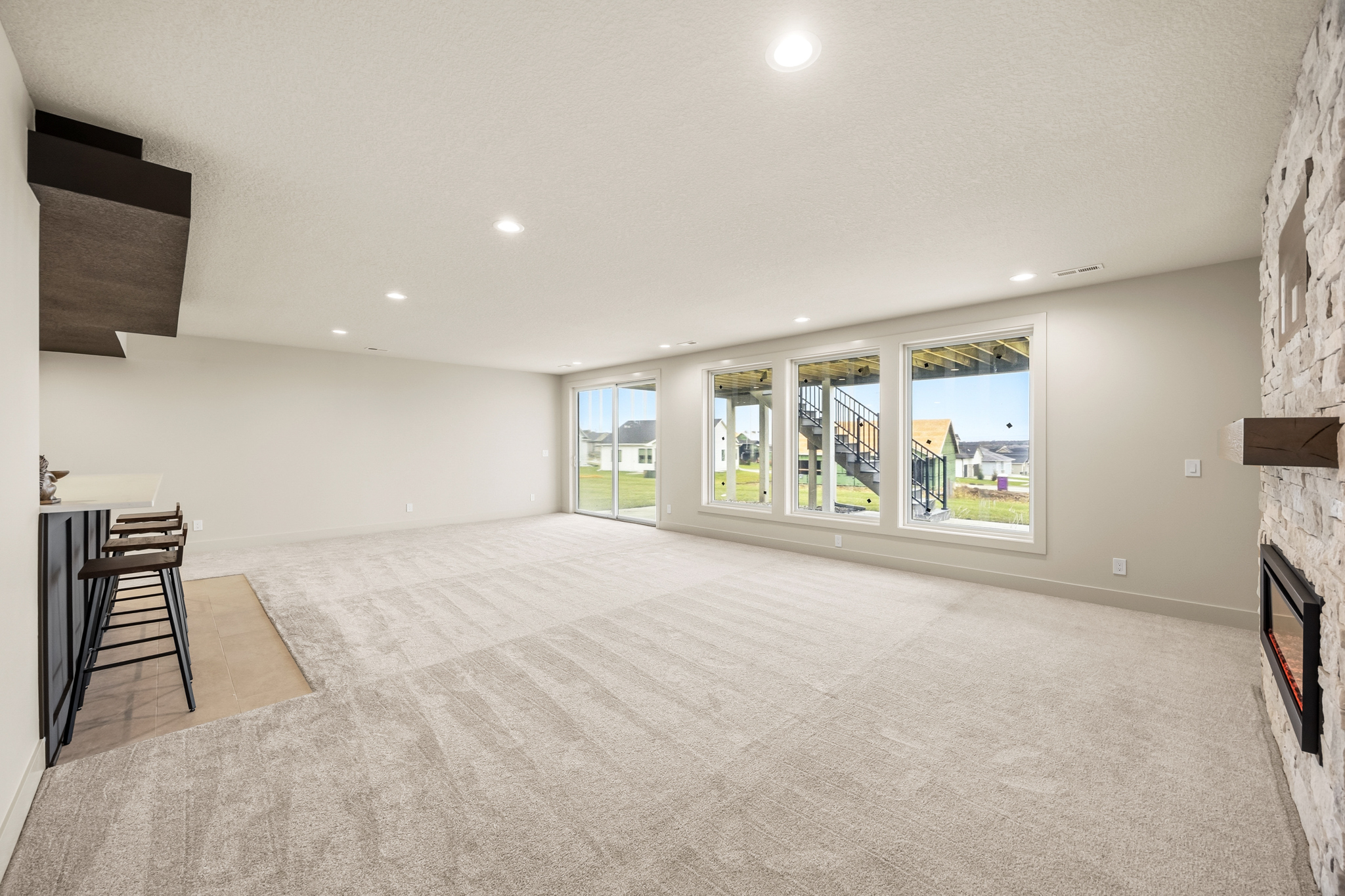 8368 Edgewood Ct, West Des Moines, IA 051