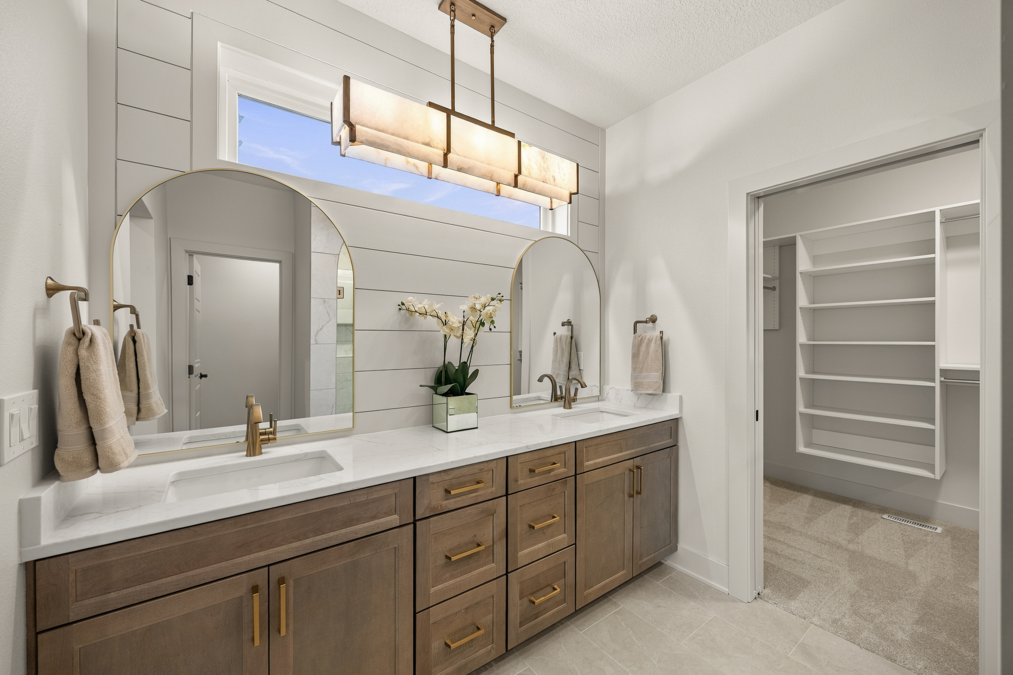 8380 Edgewood Ct, West Des Moines, IA 029