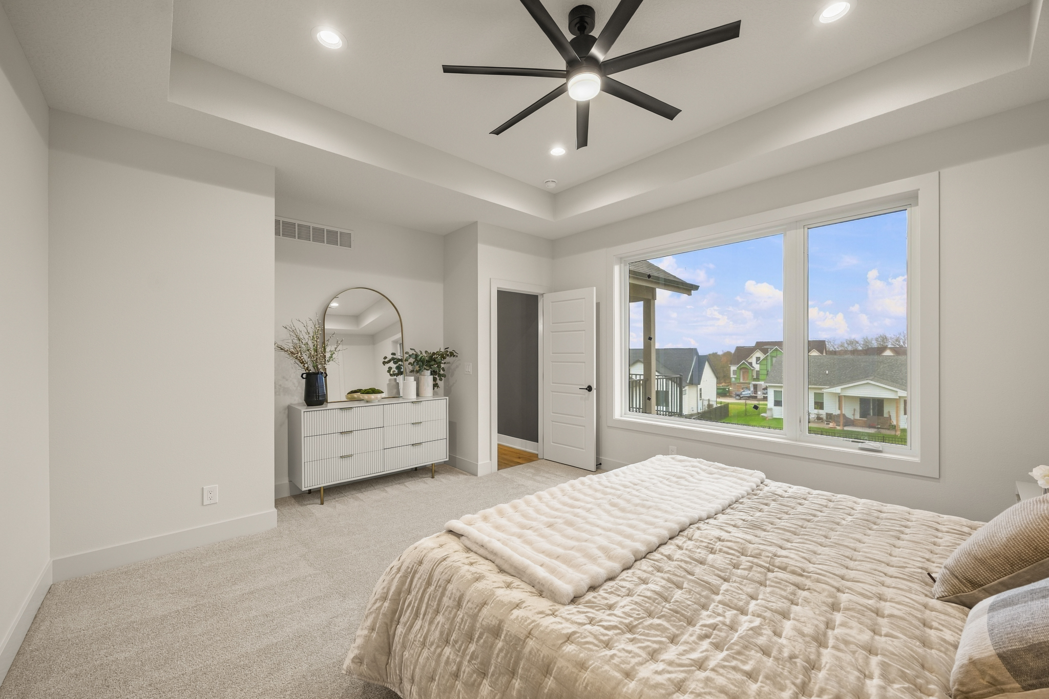 8380 Edgewood Ct, West Des Moines, IA 031
