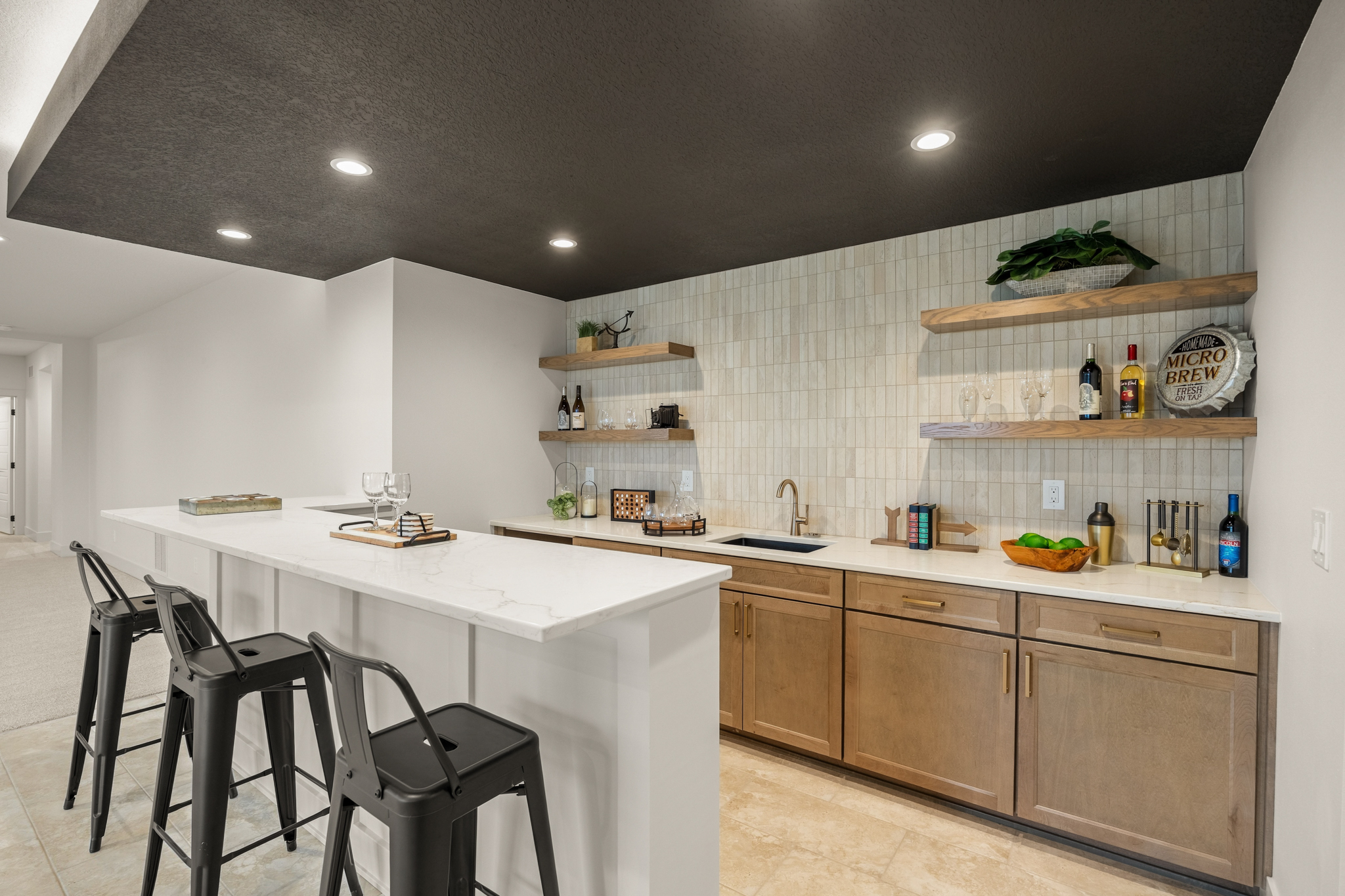 8380 Edgewood Ct, West Des Moines, IA 047