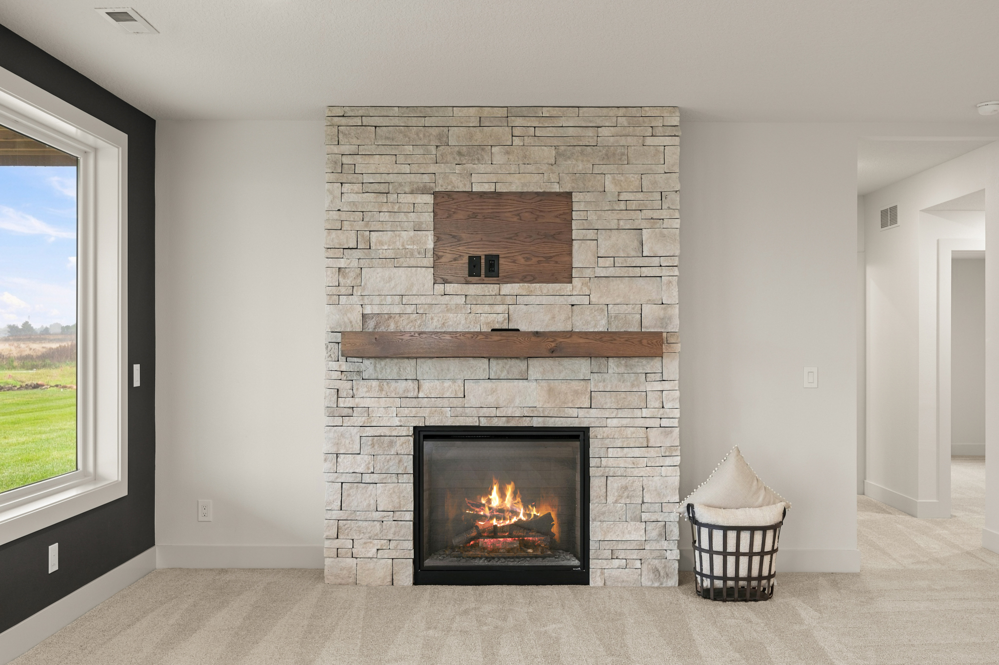 8380 Edgewood Ct, West Des Moines, IA 049