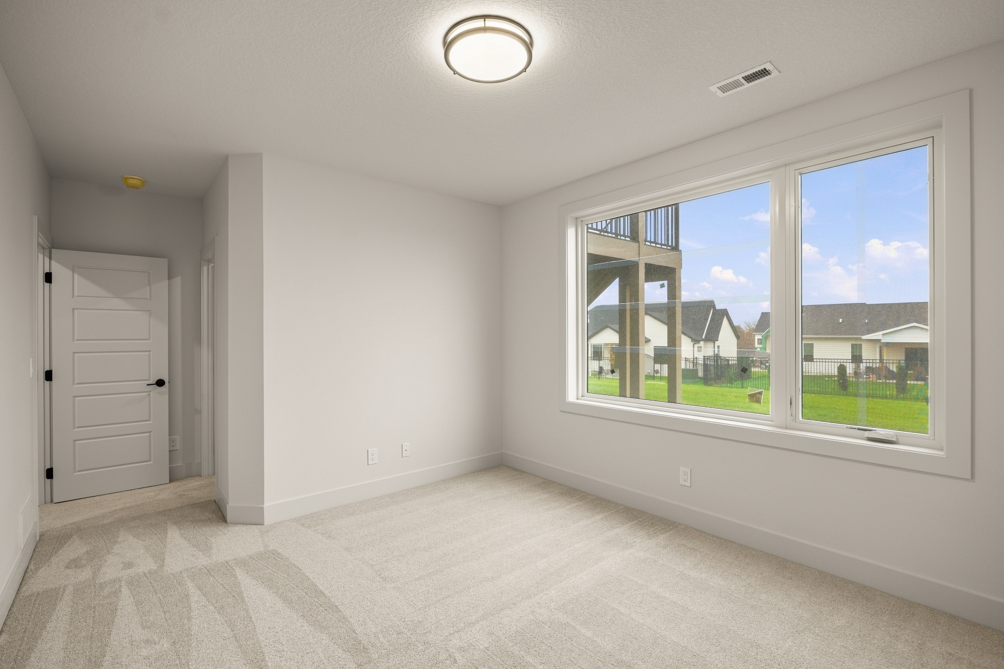 8380 Edgewood Ct, West Des Moines, IA 056